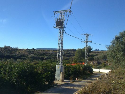 Electrificación Rural para más de 20 ptos. de suministro en B.T., en Benimeli.